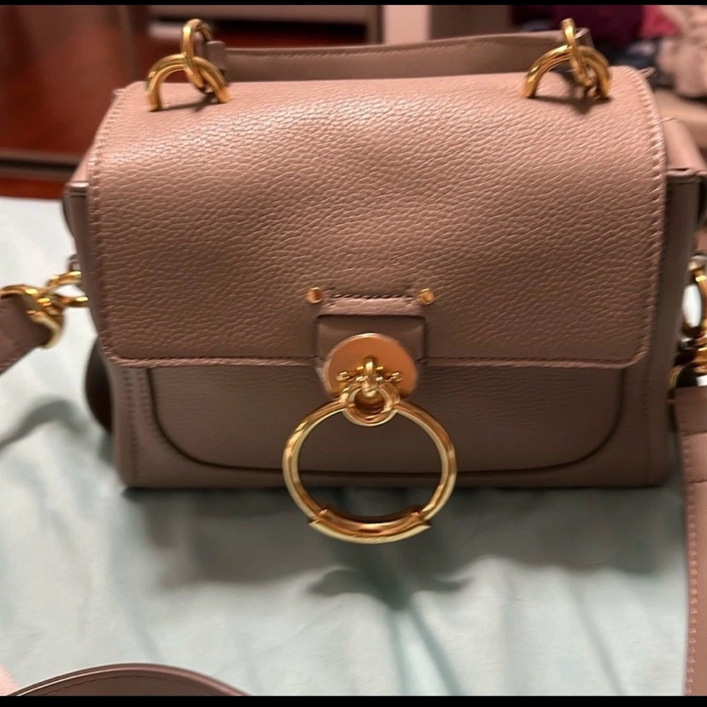 Chloe Tess day small bag authentic!!